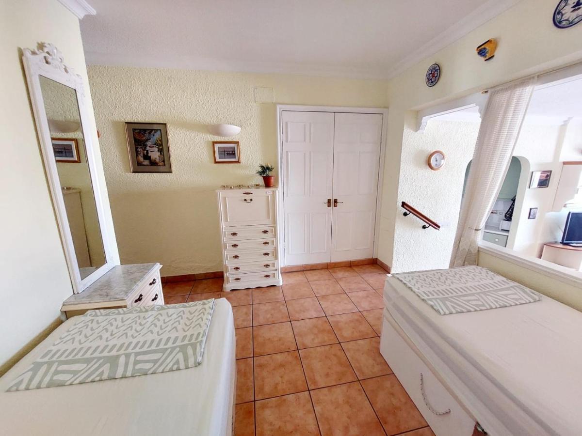 First Line Villa Floor Studio Apartment With Amazing Sea View Air Conditioned Just 50M From The Beach Costa Adeje (Tenerife) Exterior foto