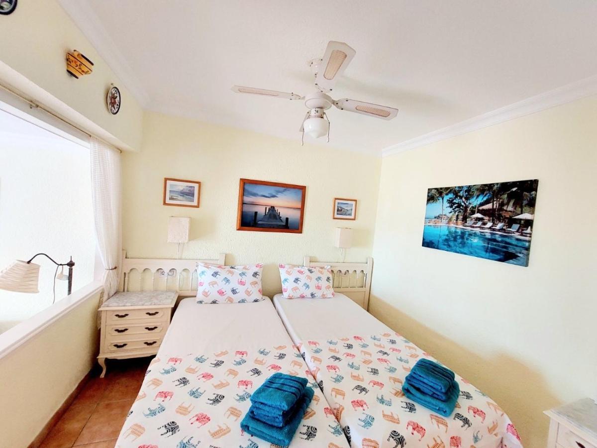 First Line Villa Floor Studio Apartment With Amazing Sea View Air Conditioned Just 50M From The Beach Costa Adeje (Tenerife) Exterior foto